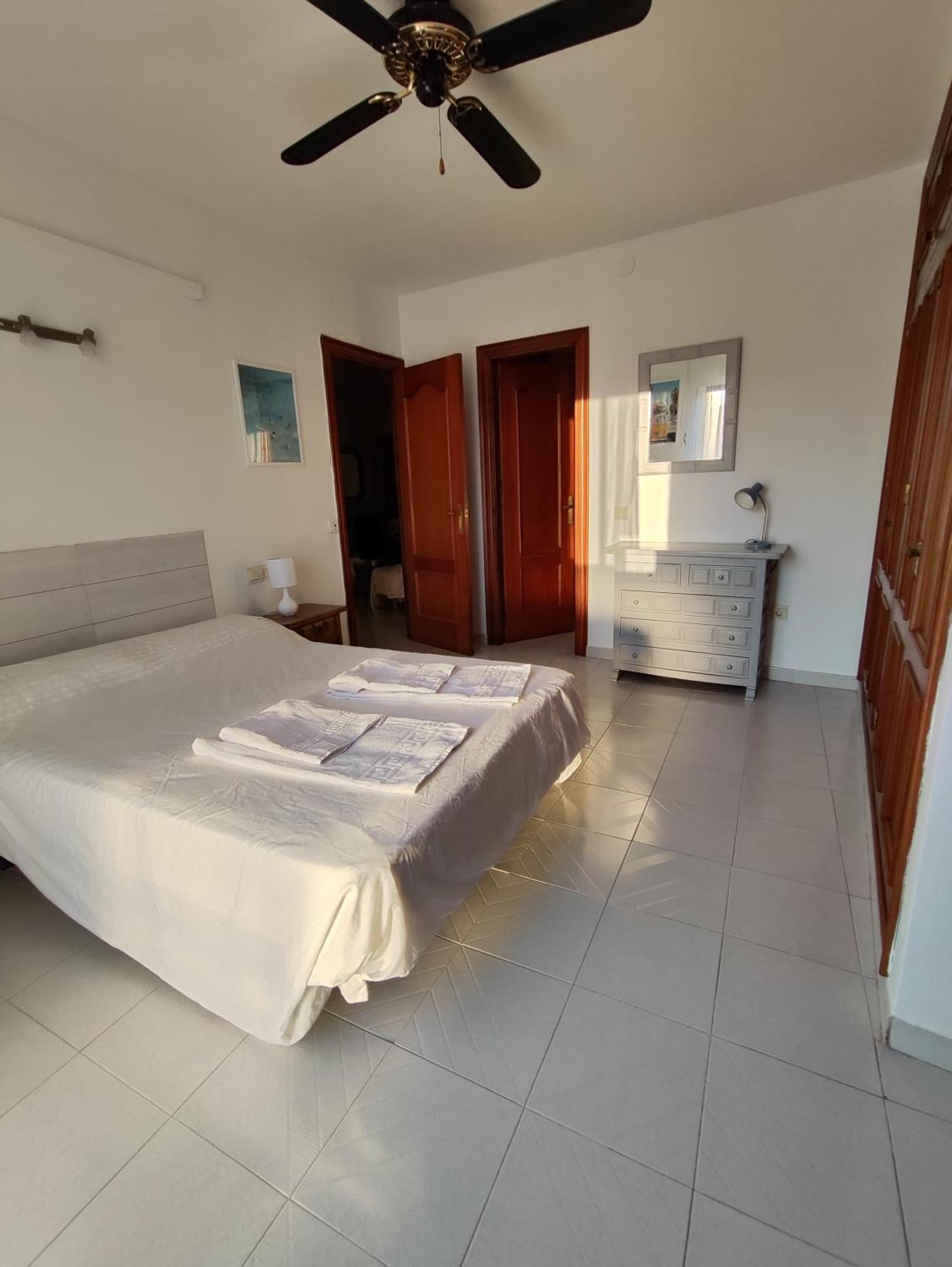 Apartamento Cantarero 内尔哈 外观 照片