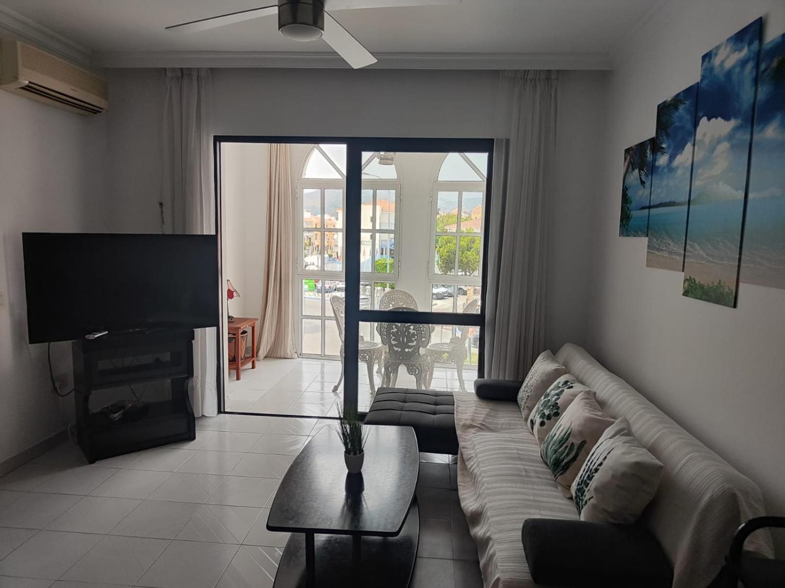 Apartamento Cantarero 内尔哈 外观 照片